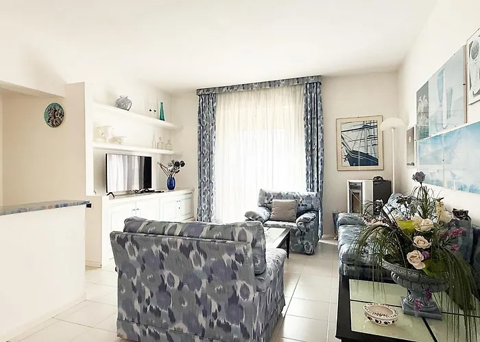 Laureliving Holiday Home Residenza Turati Apartman