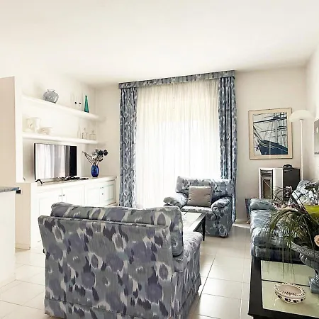 Pgs Immobiliare Srls Residenza Turati Bilocale Con Terrazza E Parcheggio Privato Apartment