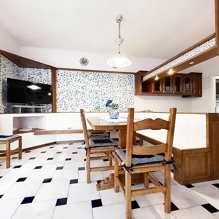 Pgs Immobiliare Srls Residenza Turati Bilocale Con Terrazza E Parcheggio Privato Apartment *